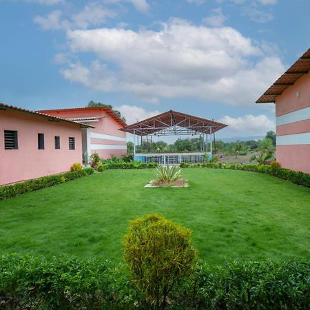 מלון Poinad Mahalakshmi Agro Tourism מראה חיצוני תמונה